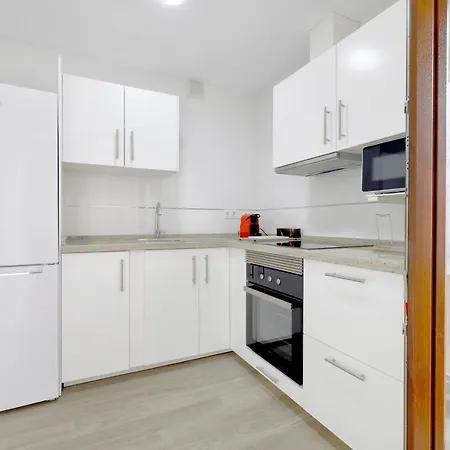 Tejon Y Marin, Nuevo En Casco Antigueo Cordoue